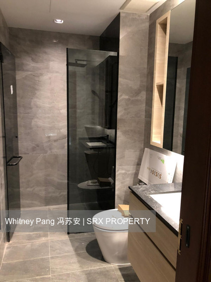 Changi Heights (D17), Terrace #552866421